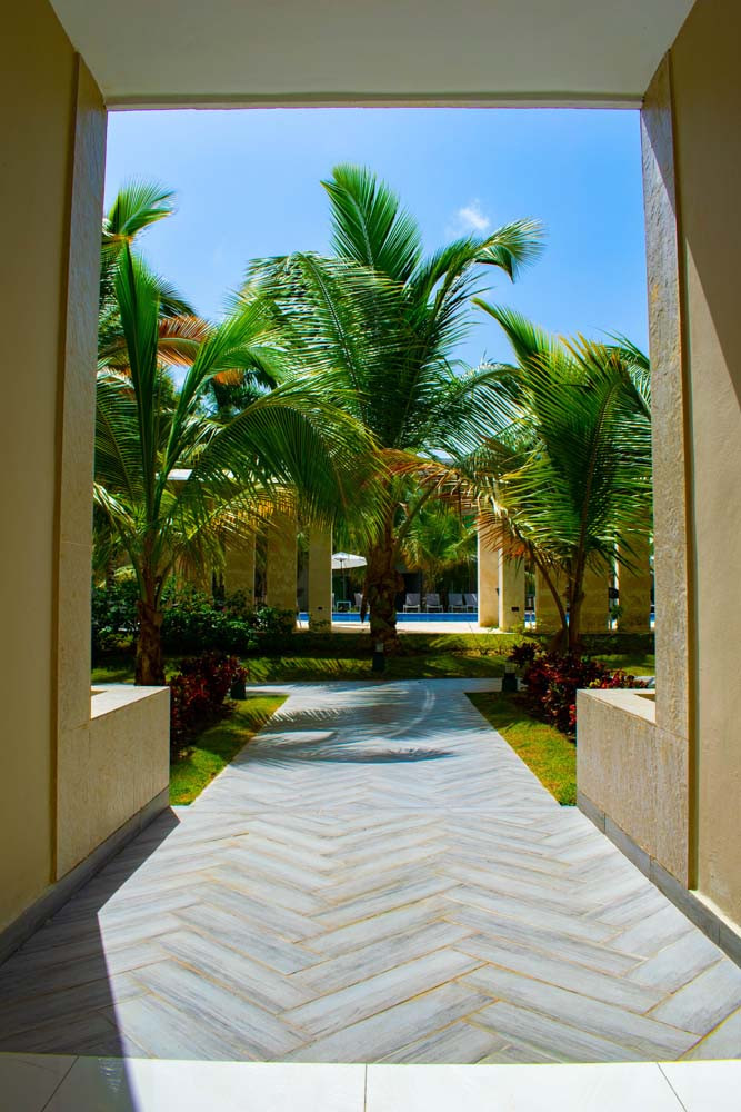 View from the exit of the building at Beach Apartamentos in Playa Palmera 